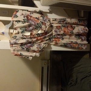 Mini Chica floral mini elastic waist dress lared sleeves